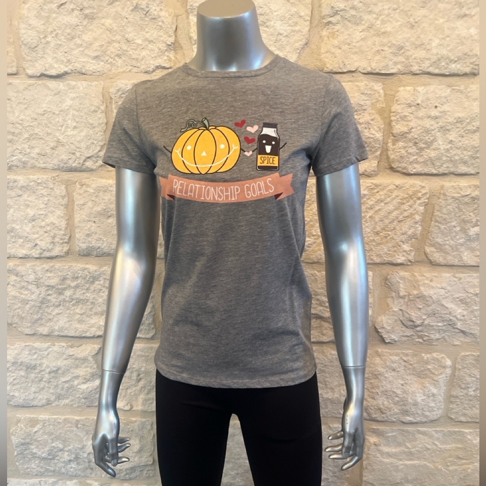 Pumpkin Spice Relationship Goals Tee | Fall Coffee Lovers Graphic | NWT